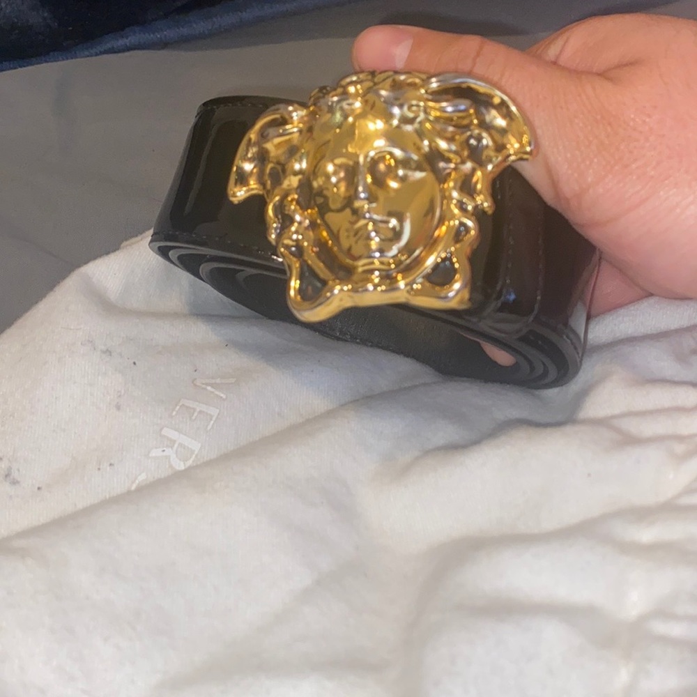 Versace belt 100% authentic !!!